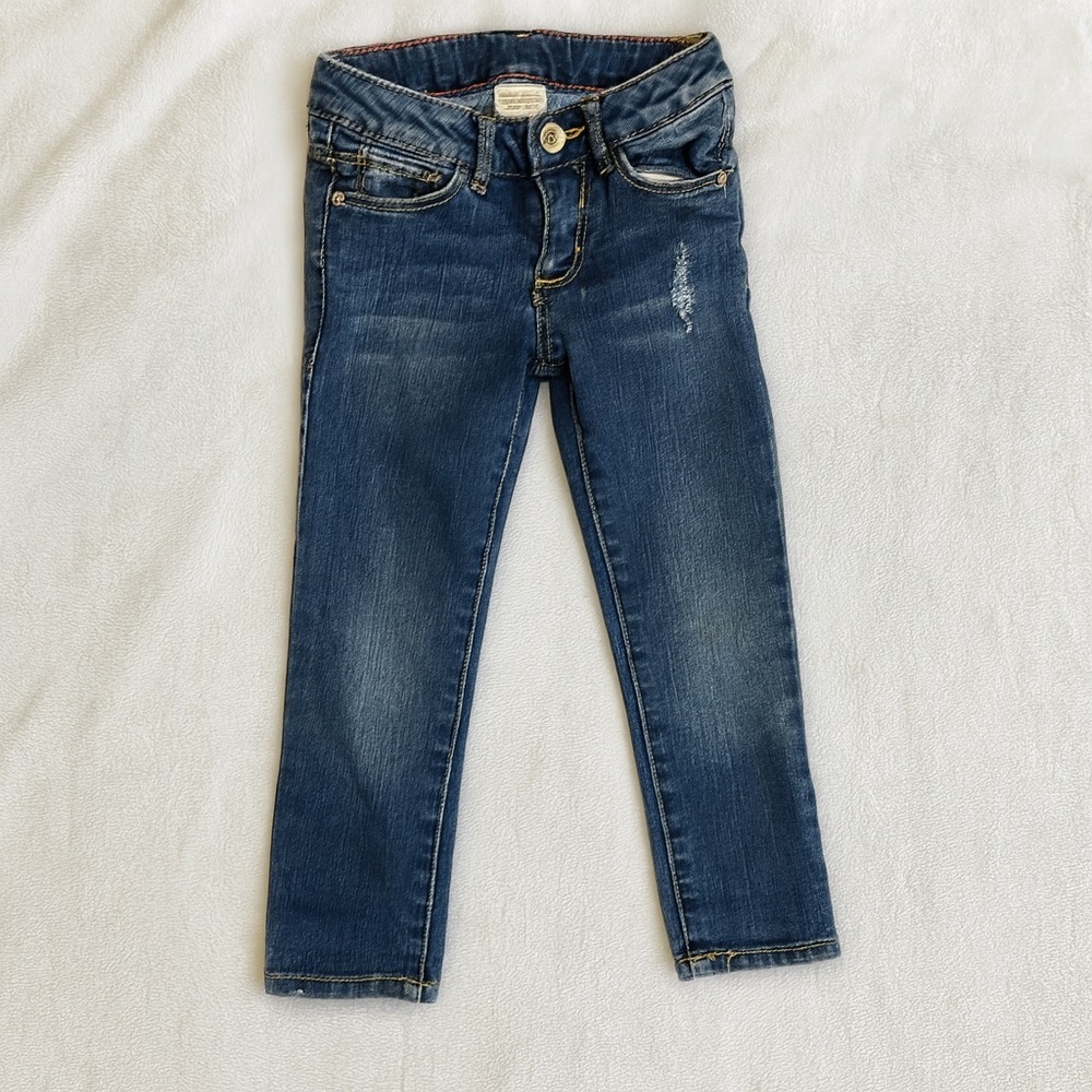 Zara girls size 3/4 years rip style jeans
